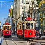Historical Comfy Flat In Beyoglu Tophane, Galata * Provincia di Istanbul